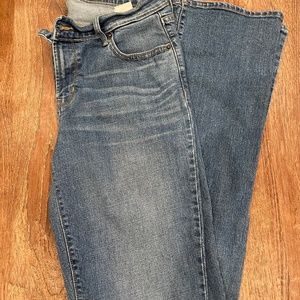 Old Navy mid rise jeans 6 tall